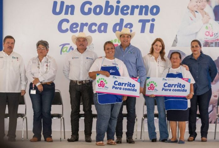 TAM-140-2018.-Llevan Gobierno de Tamaulipas y DIF servicios a familias de Gómez Farías (8)