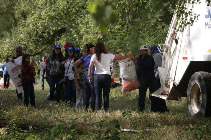 65fb70b4-23f8-4f68-b750-e0b51a19e15a