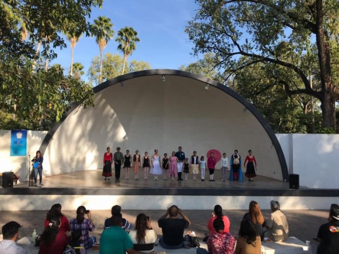 3D1E32A8-815D-4127-B68F-6AB717004E55