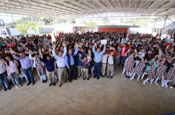 CCD1F750-14C3-4C1A-B56A-892C1260BFF8