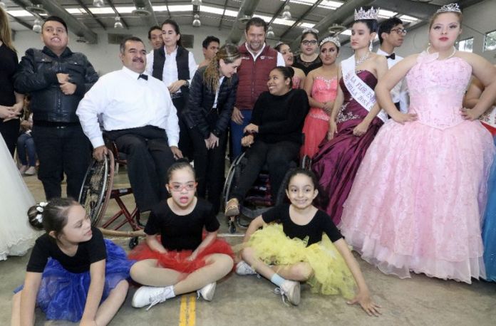 64F964FD-BE60-45F2-93F4-A276030BAC7C