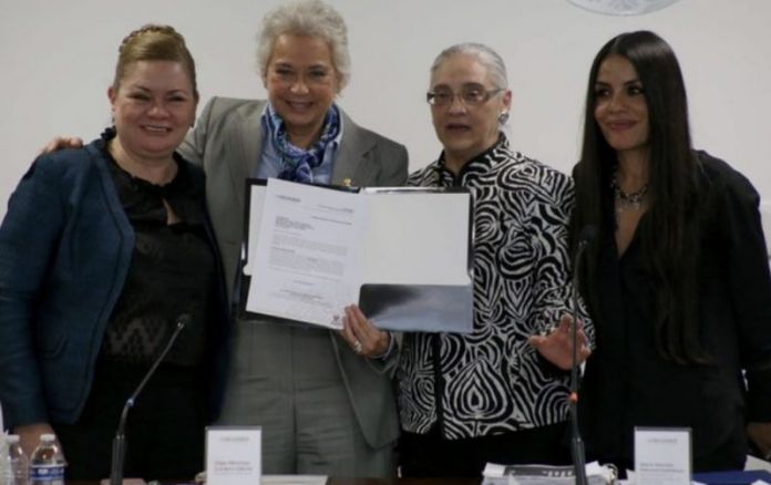 A64FB5DD-DD74-417C-A601-DFCF4E7A84C7