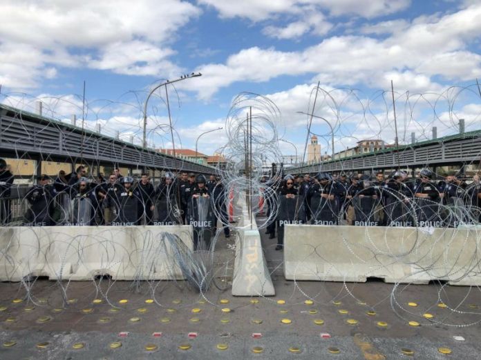 FFB91351-E362-4C24-904E-8885436E0FFC