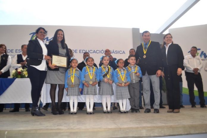 FOTO UNO5 DE LA SUPERVISION PREESCOLAR 1