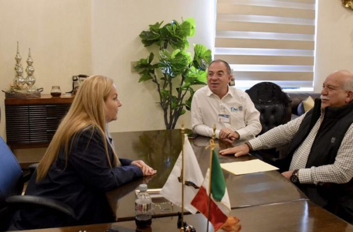 6AAE8F5F-5488-4D4B-A07F-442A34407A11