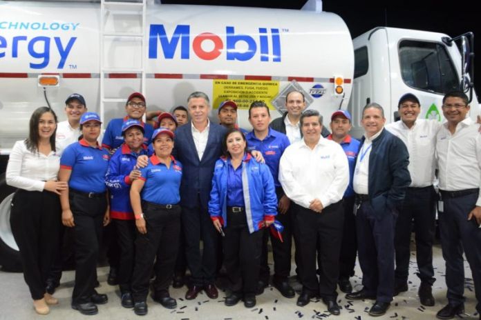 D0A21BDA-53D8-4FEF-8907-18EDC9673565