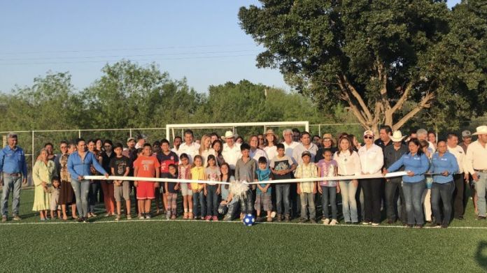 D37A8AD4-A3F6-475B-9C52-3F8E870FEFCA