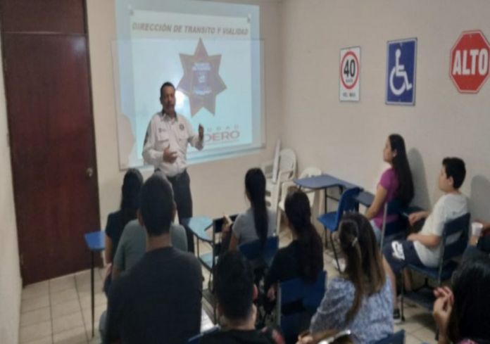 D4F642F0-05EF-4343-84F3-CED533865F9B