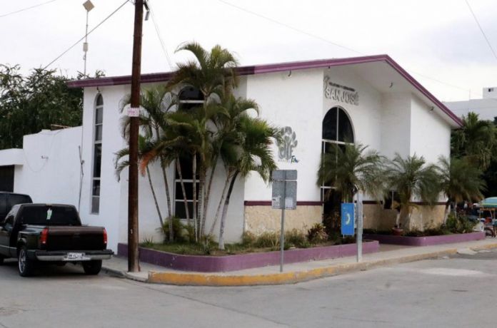 D8CB6290-9D89-45AC-8AFB-B5779E410ED4