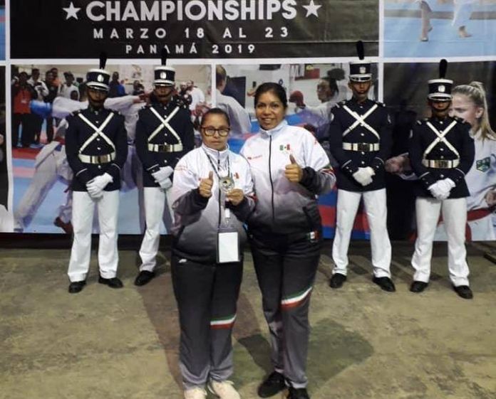 b5d9f6c9-0f83-4cc8-999b-2a2608fa3589