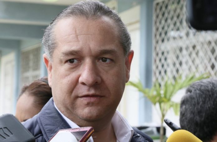 89438AE6-B7AA-4823-A1BB-3B9BDF3FE2DE