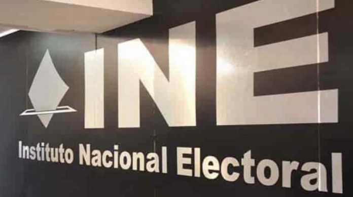 0ECE2F02-E0E7-4716-9C6F-86FD92DD8BC5