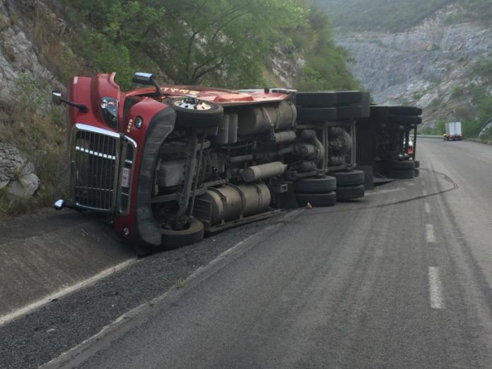 0F6B5417-D2CD-4E7C-A383-9F4AE13F5A24