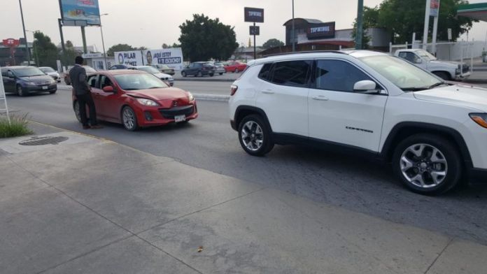 6E7B81CD-5024-47BD-8898-311EE9FC5E6C