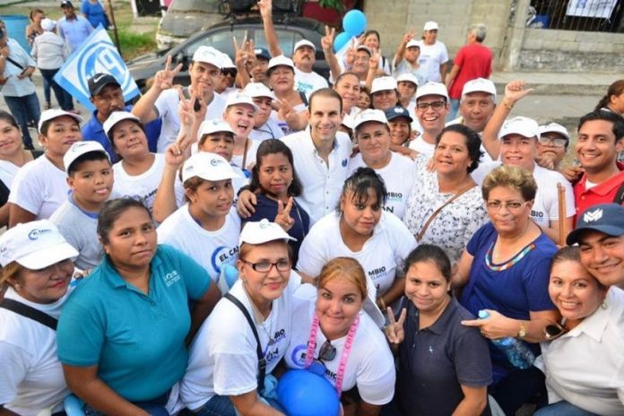 DA9903F0-521B-4A7E-B18F-E3497A25F95B