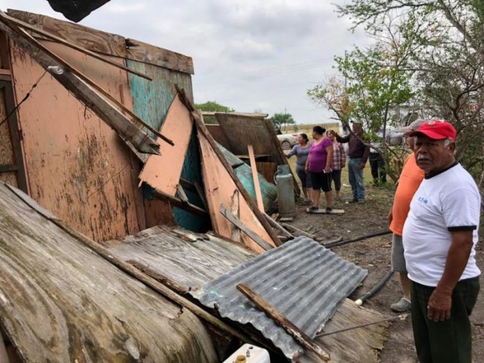 FDCB1AB2-254D-403D-BF5A-99D3D99AD34C