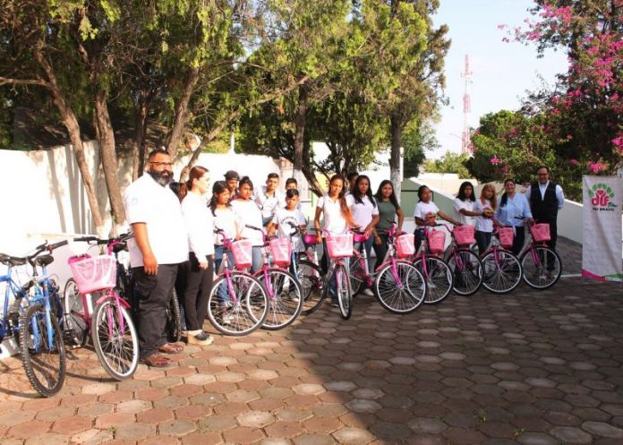 20B58503-F67A-494D-BB01-48ED4D2ECE35