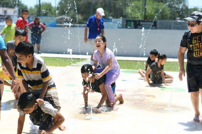 00F348B4-9E5C-485B-9D2E-3F418364A30F