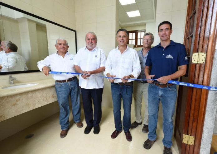 0241E3AD-2146-4992-B70F-3654B2BB2805