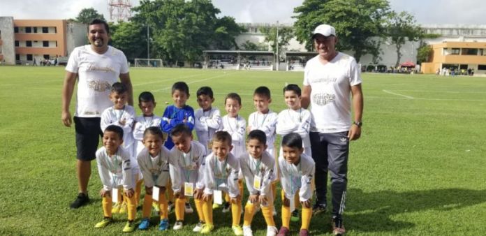 0DA3E2B3-68E3-4EE3-BEAC-3F792C3D4ACE