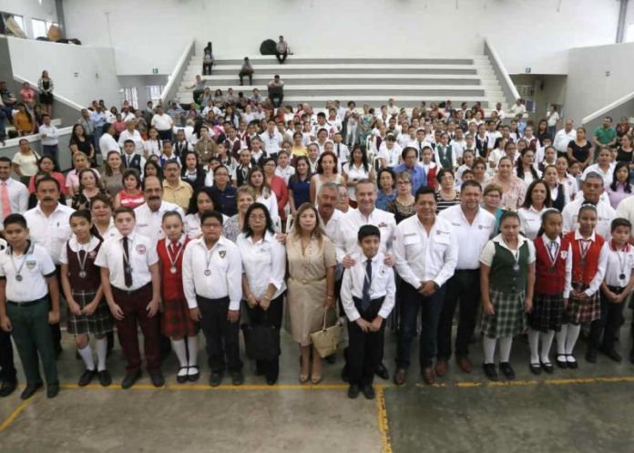 A10DF053-ABE5-44B6-AA6F-154D1E009530