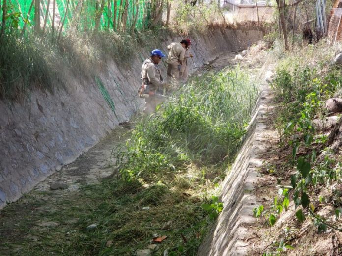 E055D5B5-25B0-4685-86FA-837AABE30942