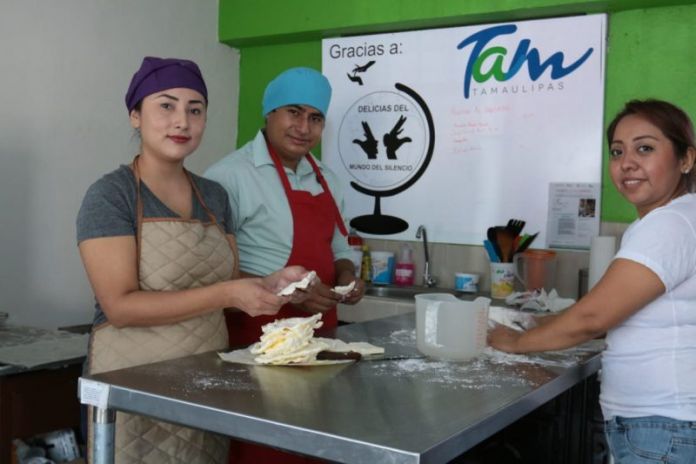 F68833F1-2DB6-464D-AEB0-2AD92CD13B67