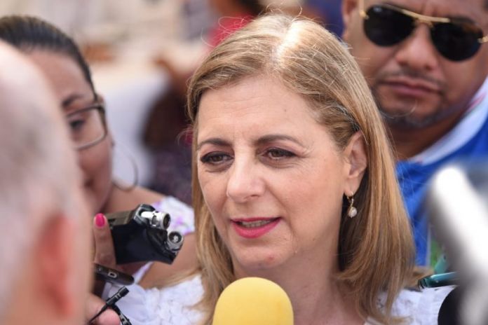 3E472F15-AE89-465B-BD5C-33EB6915AA73