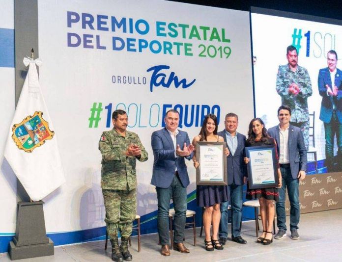 IDE-119-2019.-Adriana Hernández y Karen Villanueva ganan Premio Estatal del Deporte (7)
