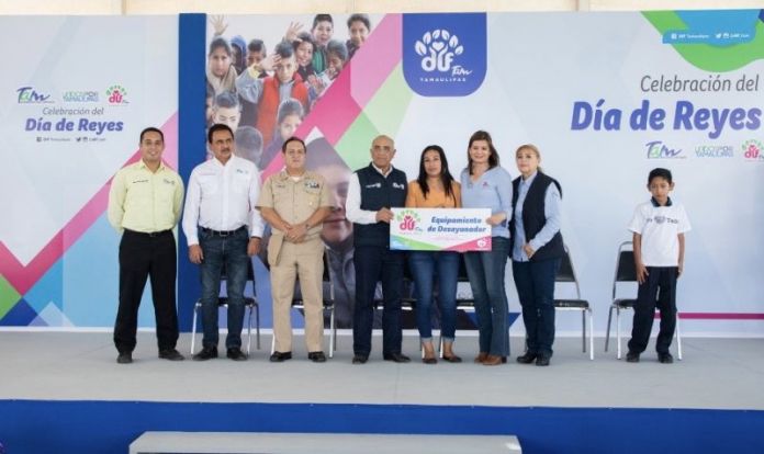 DIF-002-2019.-Celebran Gobierno del Estado y DIF Tamaulipas Día de Reyes con familias de pescadores en Soto La Marina (5).JPG