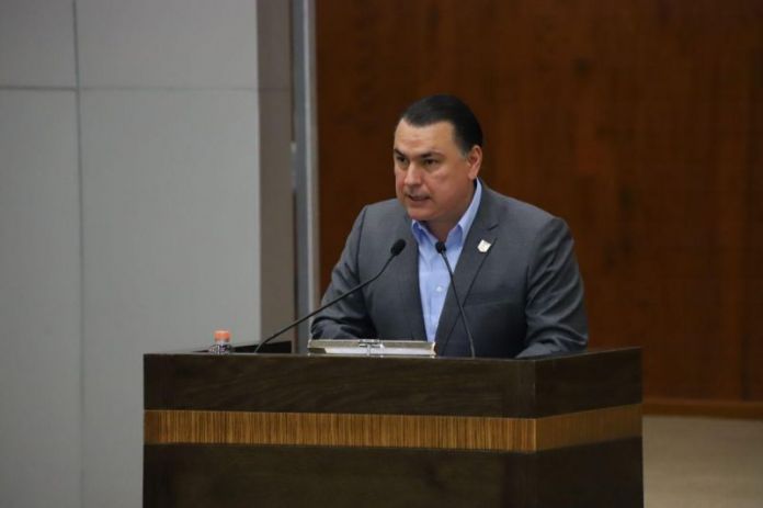 Dip. Gerardo Peña.jpg