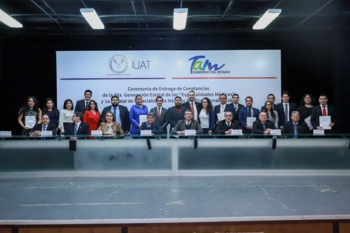 SST-031-2020.-Egresa primera generación de médicos especialistas formados por el Gobierno de Tamaulipas (5).jpg