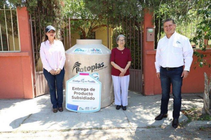 SBS-012-2020.-Entrega Gobierno de Tamaulipas tinacos en domicilios de sus beneficiarios (3)