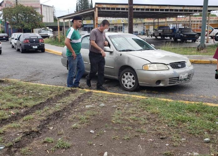 f380bff5-97a3-42af-82cd-7ac8b7c0fe43 moto