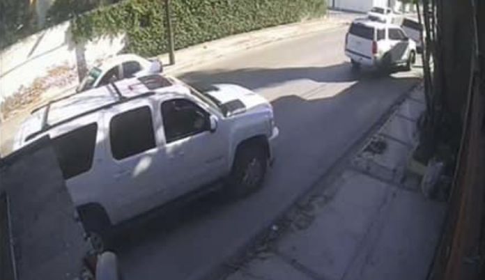 DA3F753D-1F73-442B-8965-509696778071