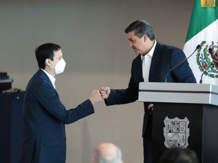 TAM-033-2022.-Reconoce Gobernador Francisco García Cabeza de Vaca a empresarios de zona sur de Tamaulipas (6)