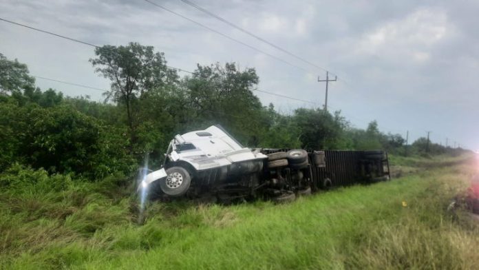 WhatsApp Image 2023-05-13 at 8.56.26 AM tractocamion