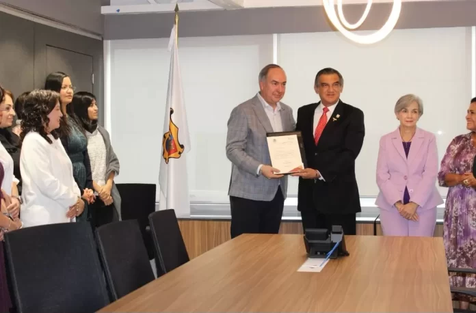 Screenshot_20240930_230425_Drive