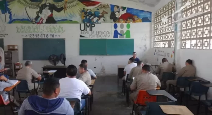 Screenshot_20250312_221115_Drive