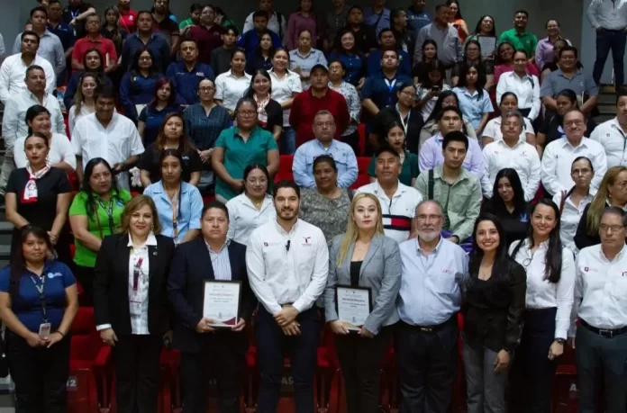 Screenshot_20250429_200156_Drive