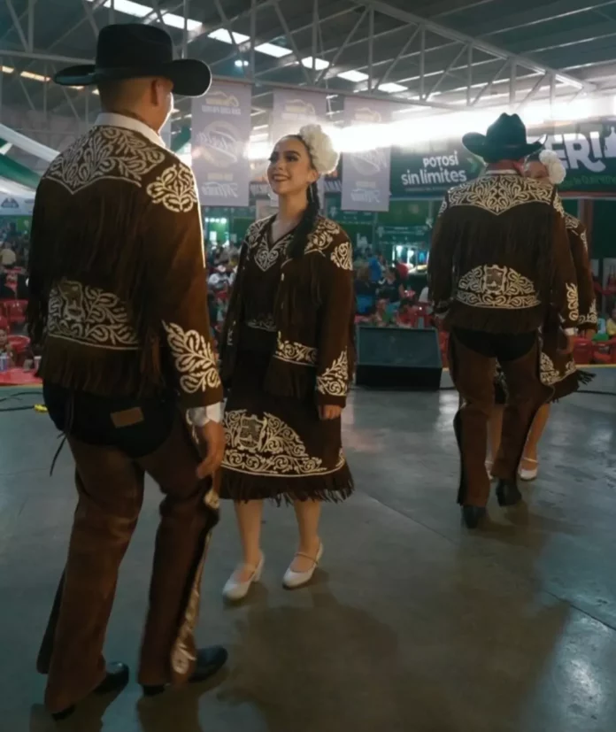 Screenshot_20250814_125628_Drive