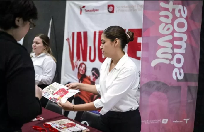 Screenshot_20250822_121728_Drive