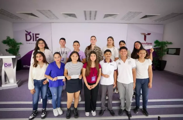 Screenshot_20250928_203140_Drive