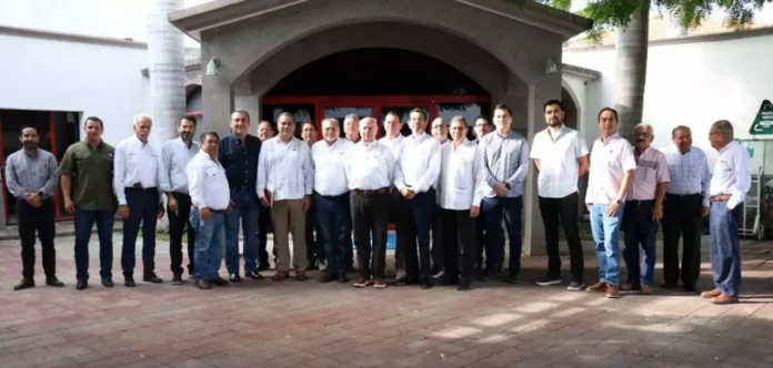 IVU-032-2025.-Promueve ITAVU alianza con la CMIC para impulsar vivienda con sentido social