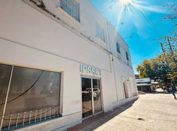 Screenshot_20251106_200943_Drive