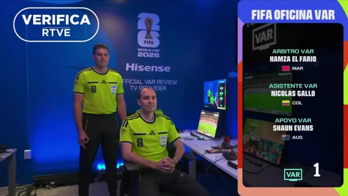 arbitro rasista