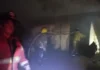 Elementos de Bomberos atendieron el reporte de un incendio en un taller mecánico ubicado en el cruce del 4 Aldama y Mina