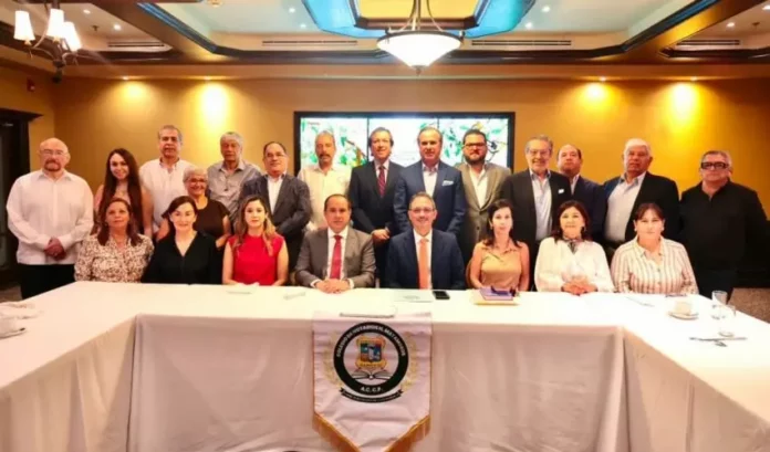 SFT-026-2026.-El-trabajo-de-las-y-los-notarios-fortalece-la-confianza-en-Tamaulipas-secretario-de-Finanzas-1-850x500