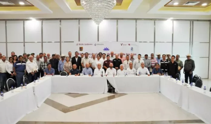 SRH-034-2026.-Firman-la-Secretaria-de-Recursos-Hidraulicos-y-el-Organismo-de-Cuenca-Golfo-Norte-convenio-para-fortalecer-la-gestion-de-los-Consejos-de-Cuenca-2-850x500